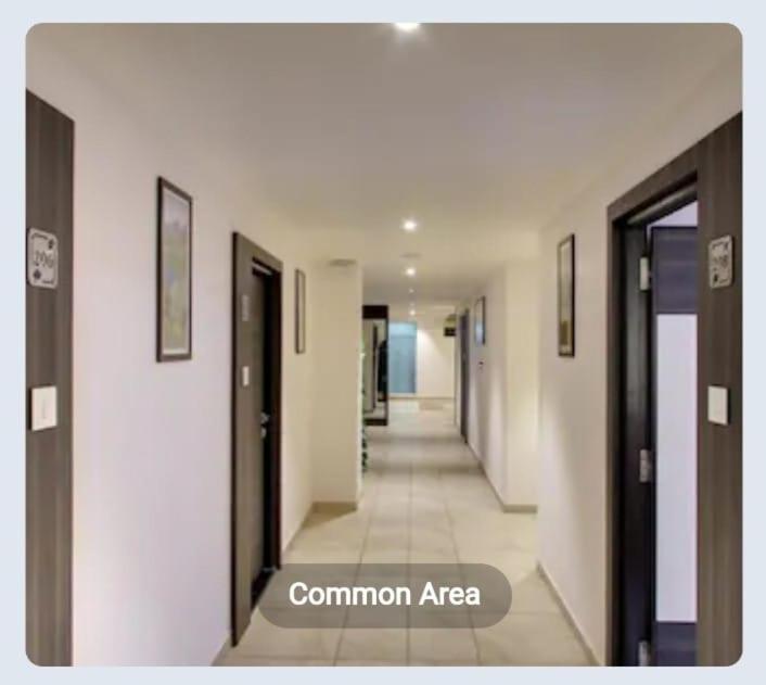 Hotel Best Velly Gandhinagar Buitenkant foto