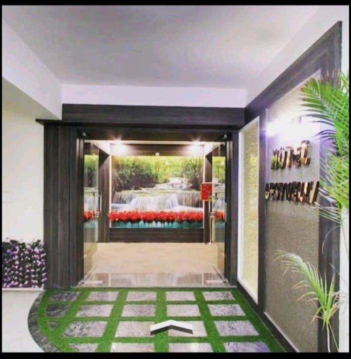 Hotel Best Velly Gandhinagar Buitenkant foto