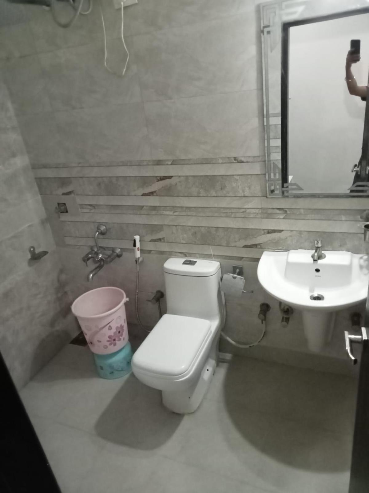 Hotel Best Velly Gandhinagar Buitenkant foto