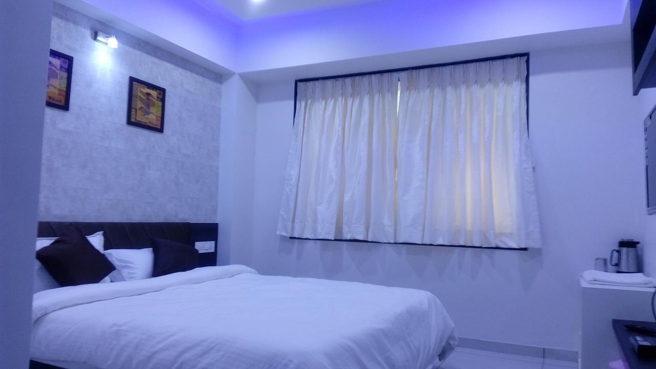 Hotel Best Velly Gandhinagar Buitenkant foto